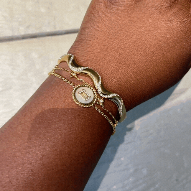 Shell Medallion Bracelet