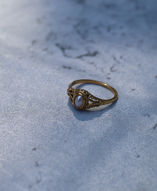 Vintage Pearl Ring