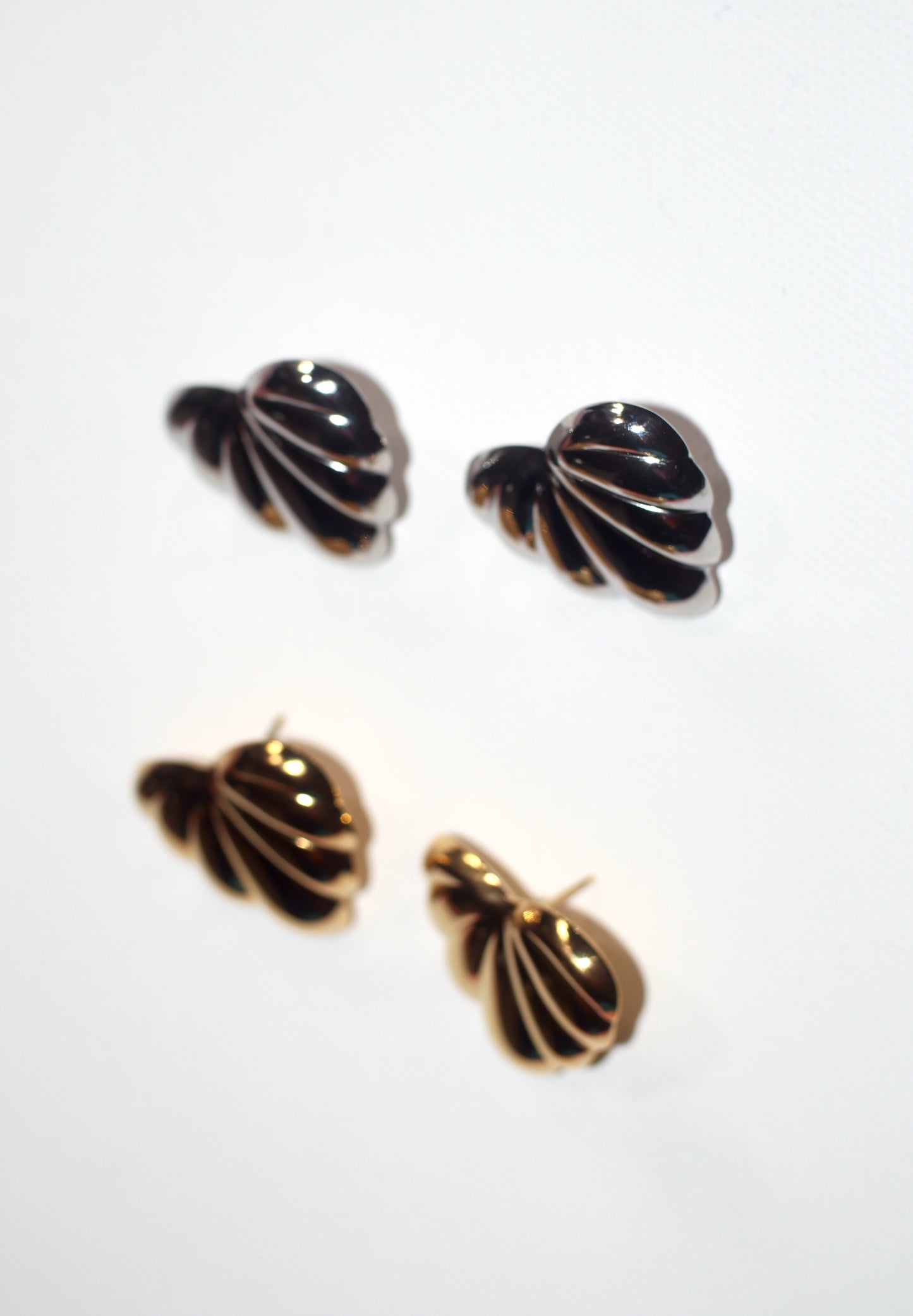 Retro Heart Earring