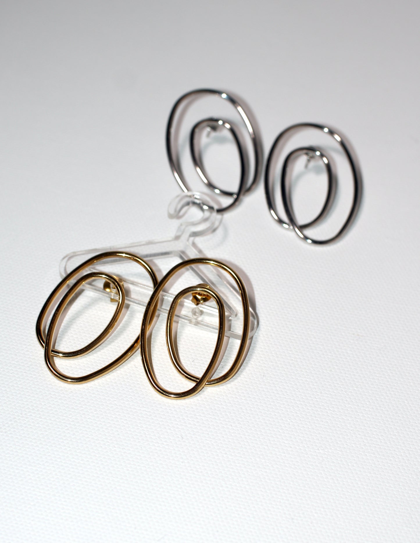 Ria Earring