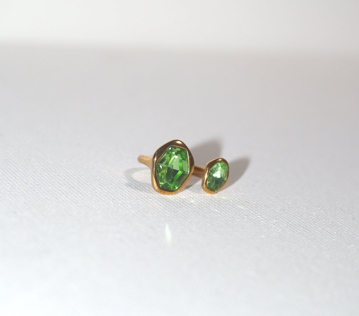 Demi Ring