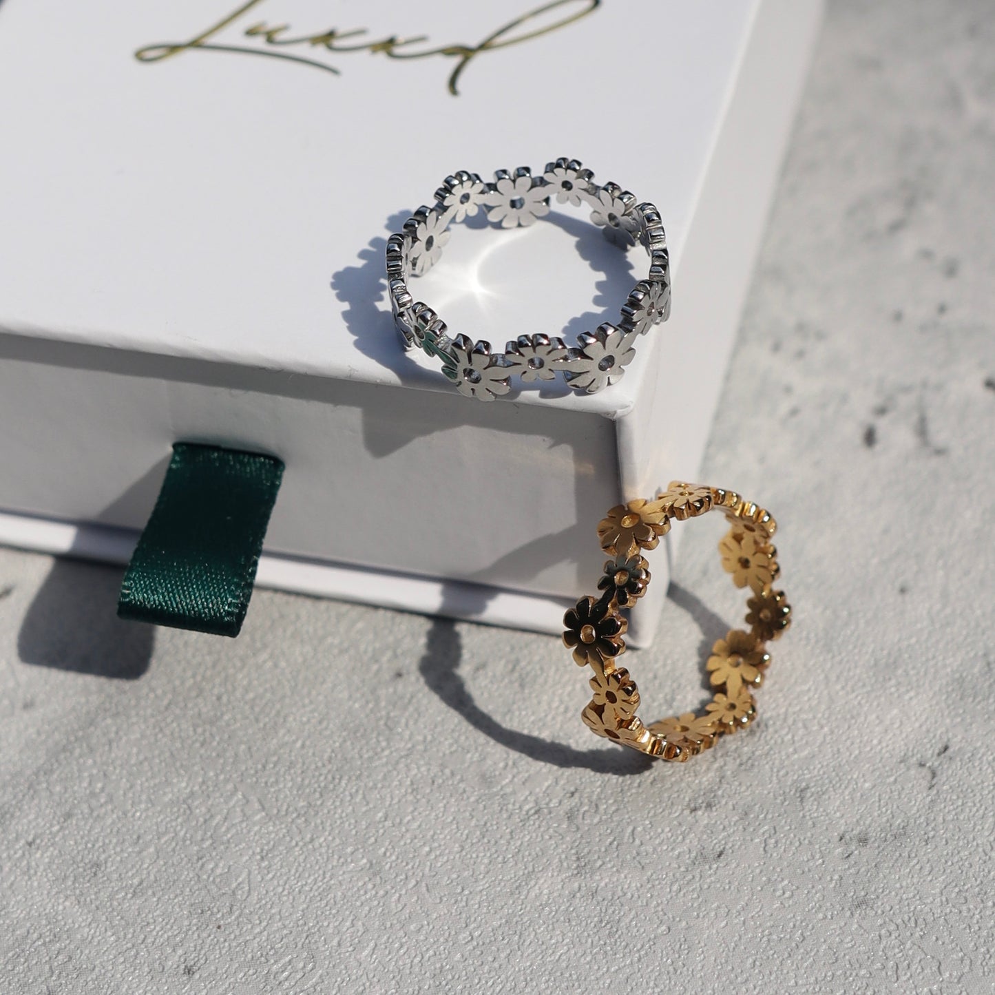 Daisy Ring