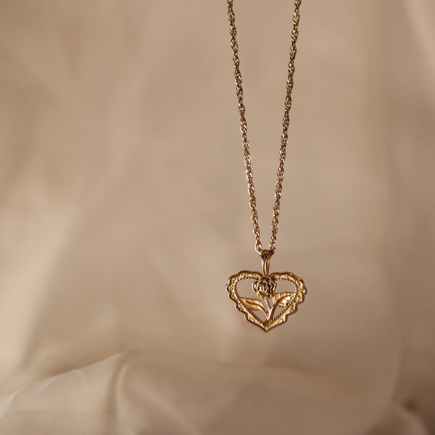 Vintage Rose Necklace