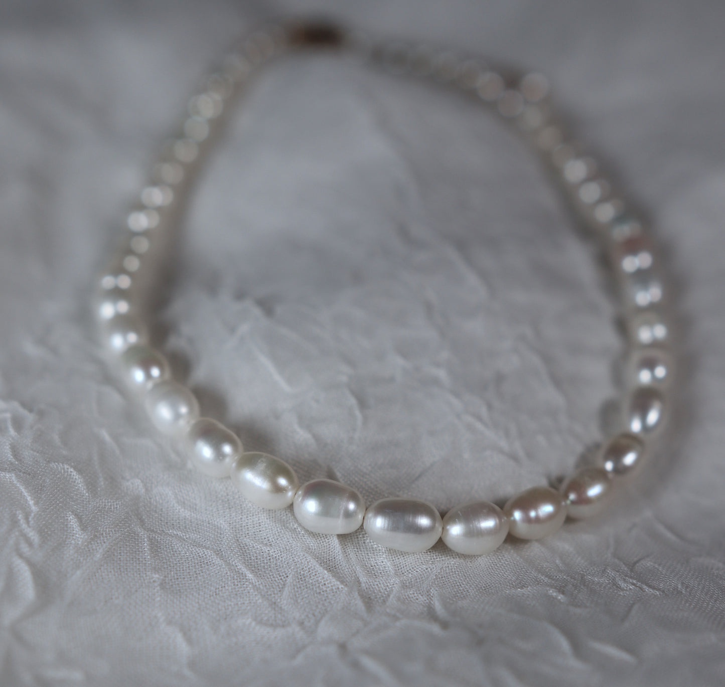 Essential Pearl Necklace