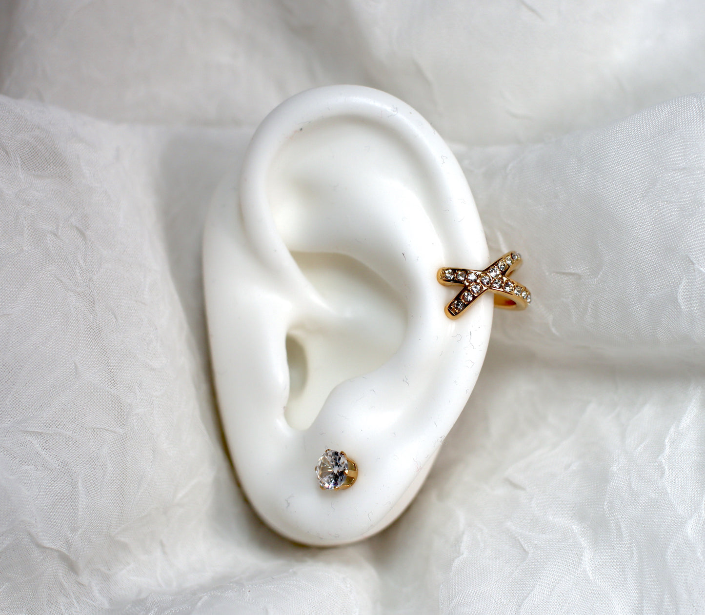 Criss Cross Ear Cuff